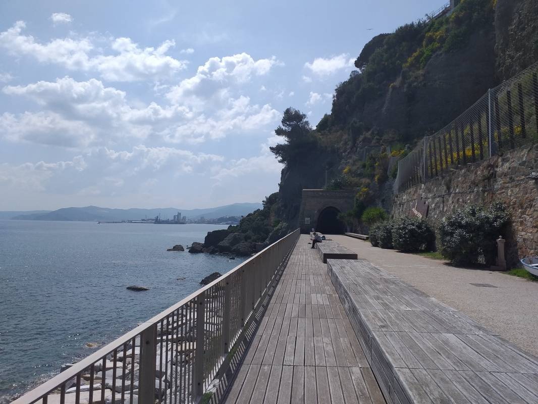 Parco per Le Vacanze Anita — Campingplass in Albisola Superiore