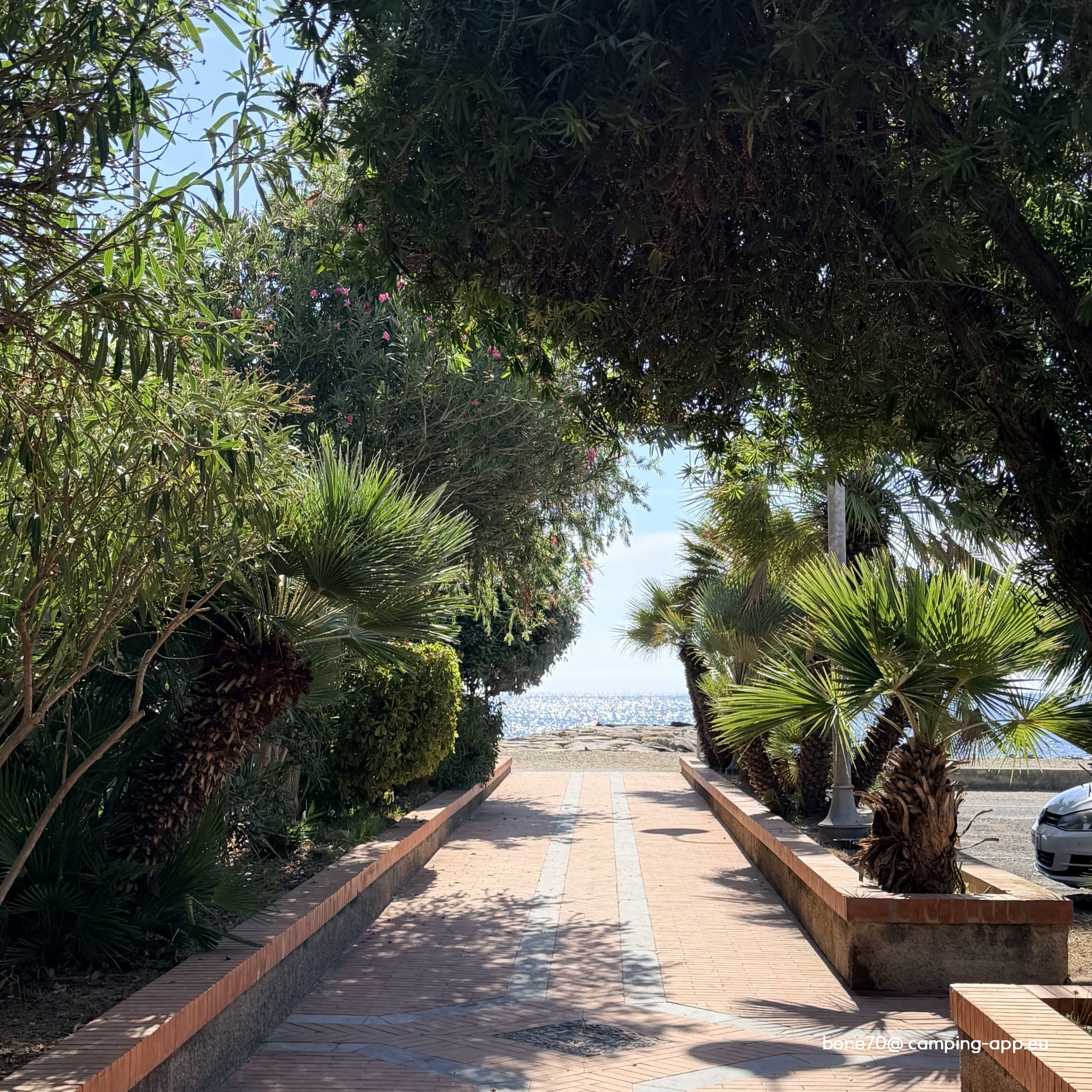 Camping Ondina — Area da campeggio in Cervo