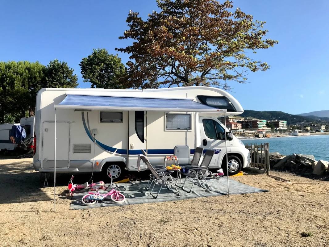 Camping Vittoria — Campingplads in Savona