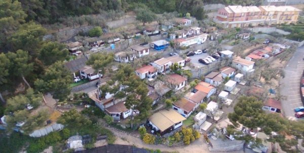 Camping Capo Mele — Photo 2