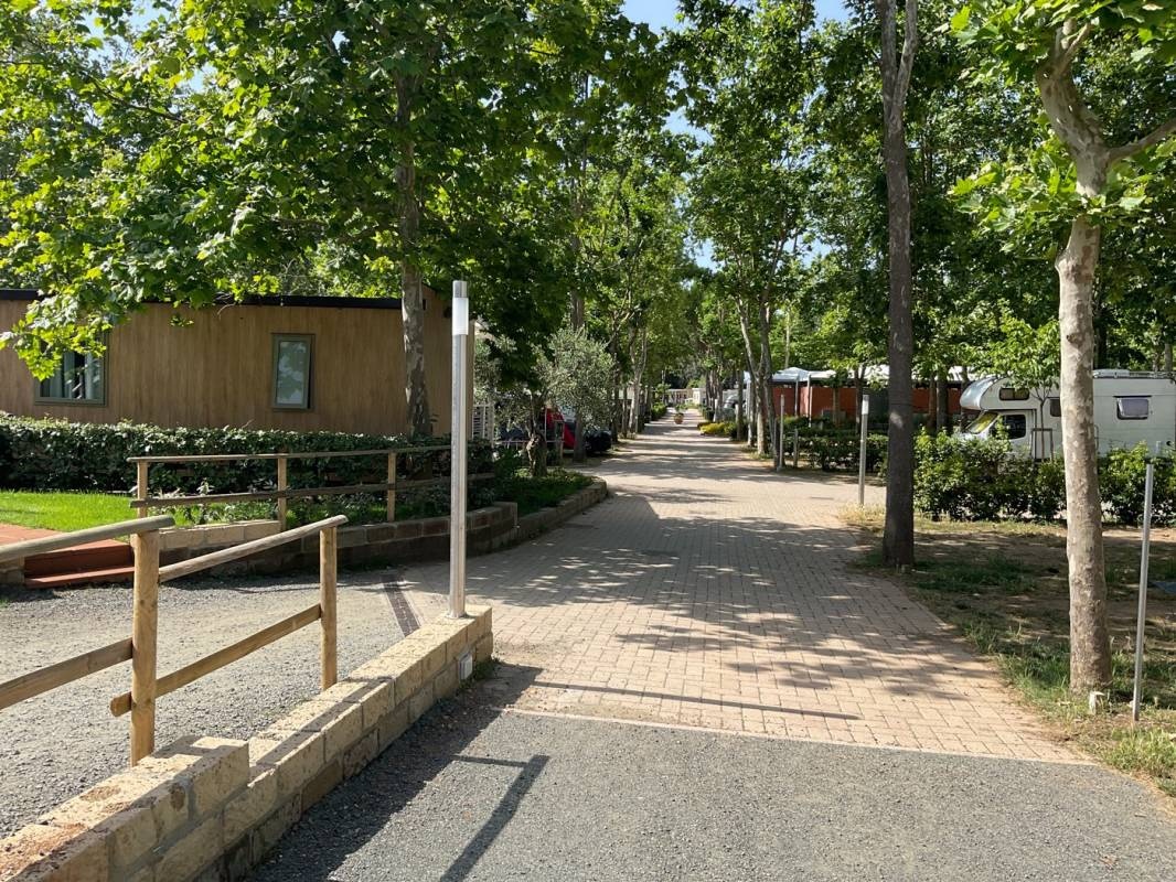 Baia Azzurra Camping Village — Kamp yeri in Castiglione della Pescaia