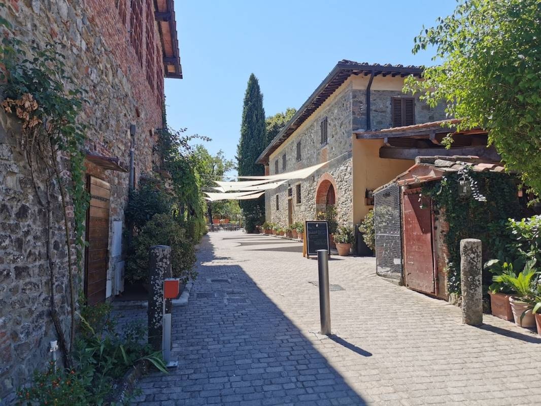 Norcenni Girasole Village — Kemping in Figline Valdarno