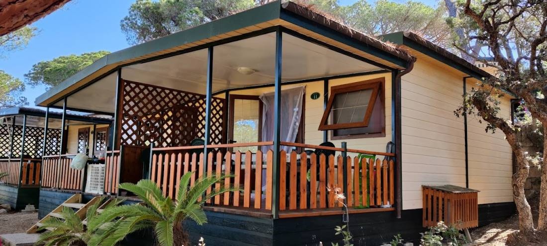 Camping Lido — Місце для кемпінгу in Lido di Capoliveri