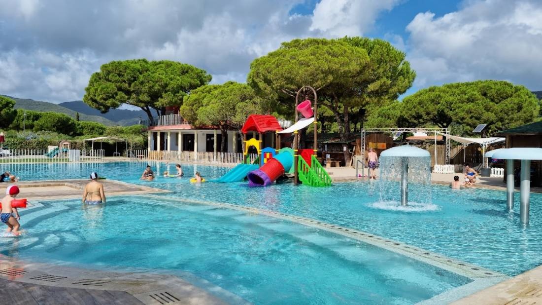 Camping Lacona Pineta — Campingplads in Lacona