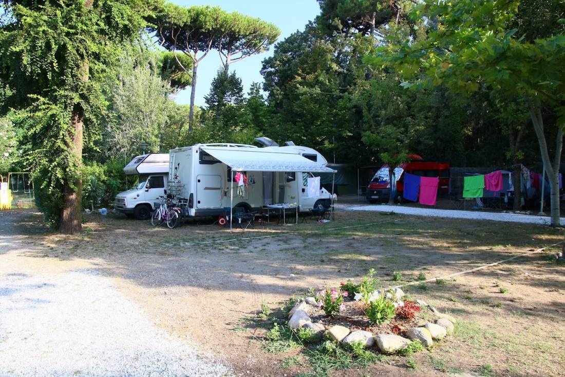 Camping Souvenir — Kemping in Marina Di Massa