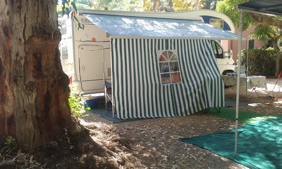 Camping Da Mario — Sítio de acampamento in Porto Azzurro