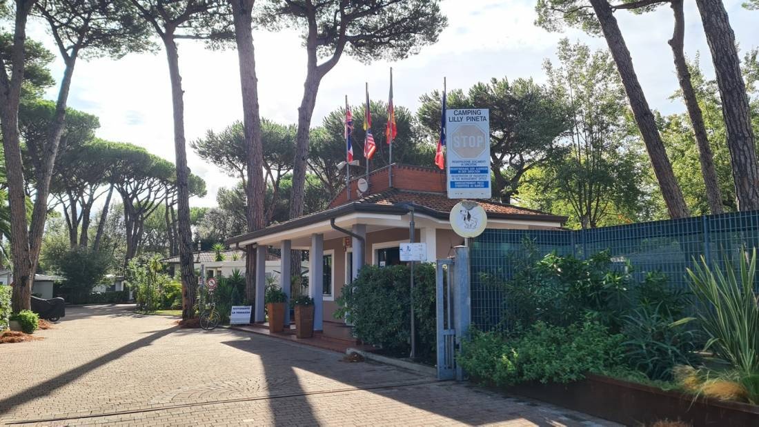 Campeggio Lilly Pineta — Camping Site in Partaccia