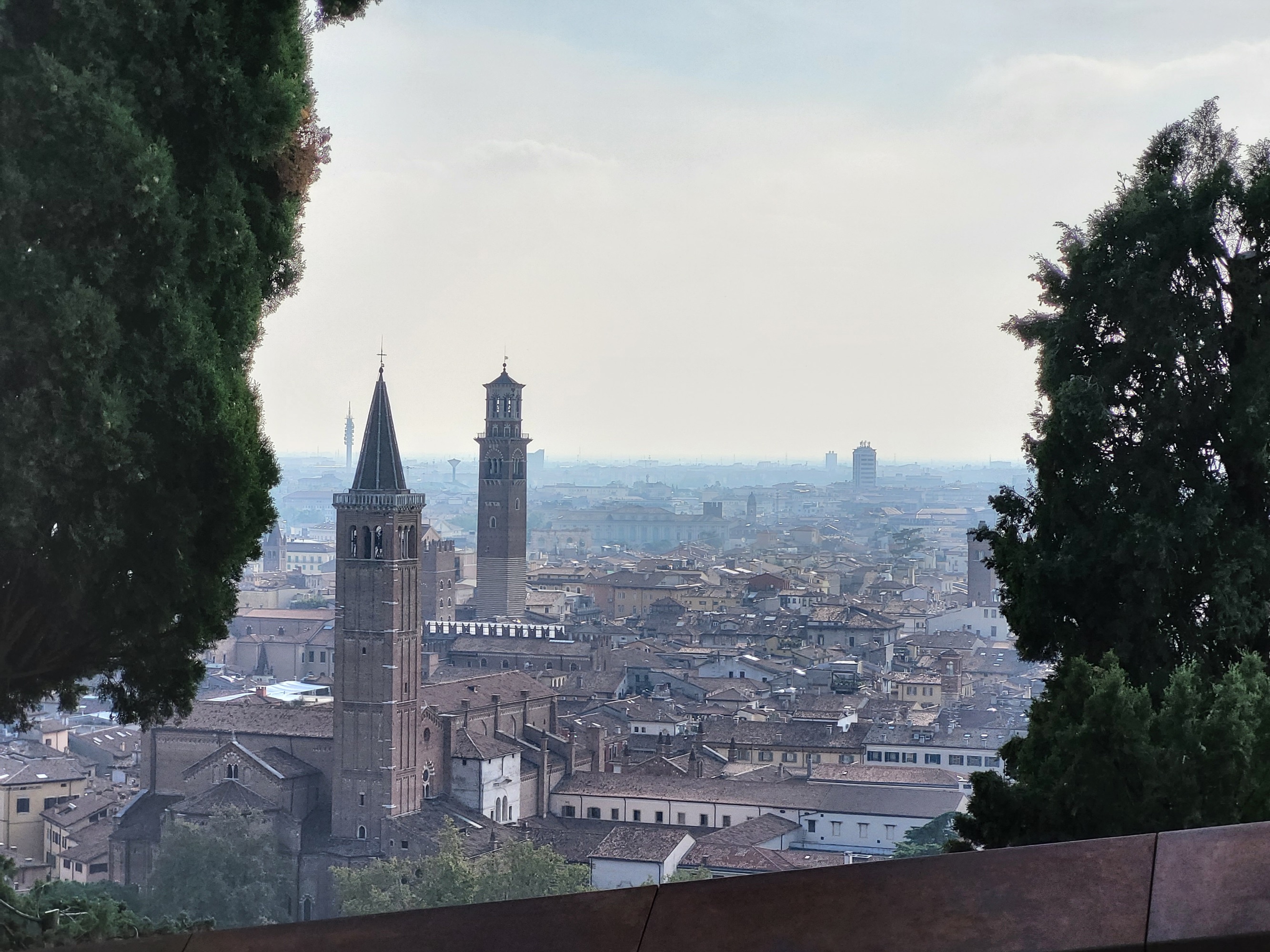 Camping Castel San Pietro — Camping in Verona