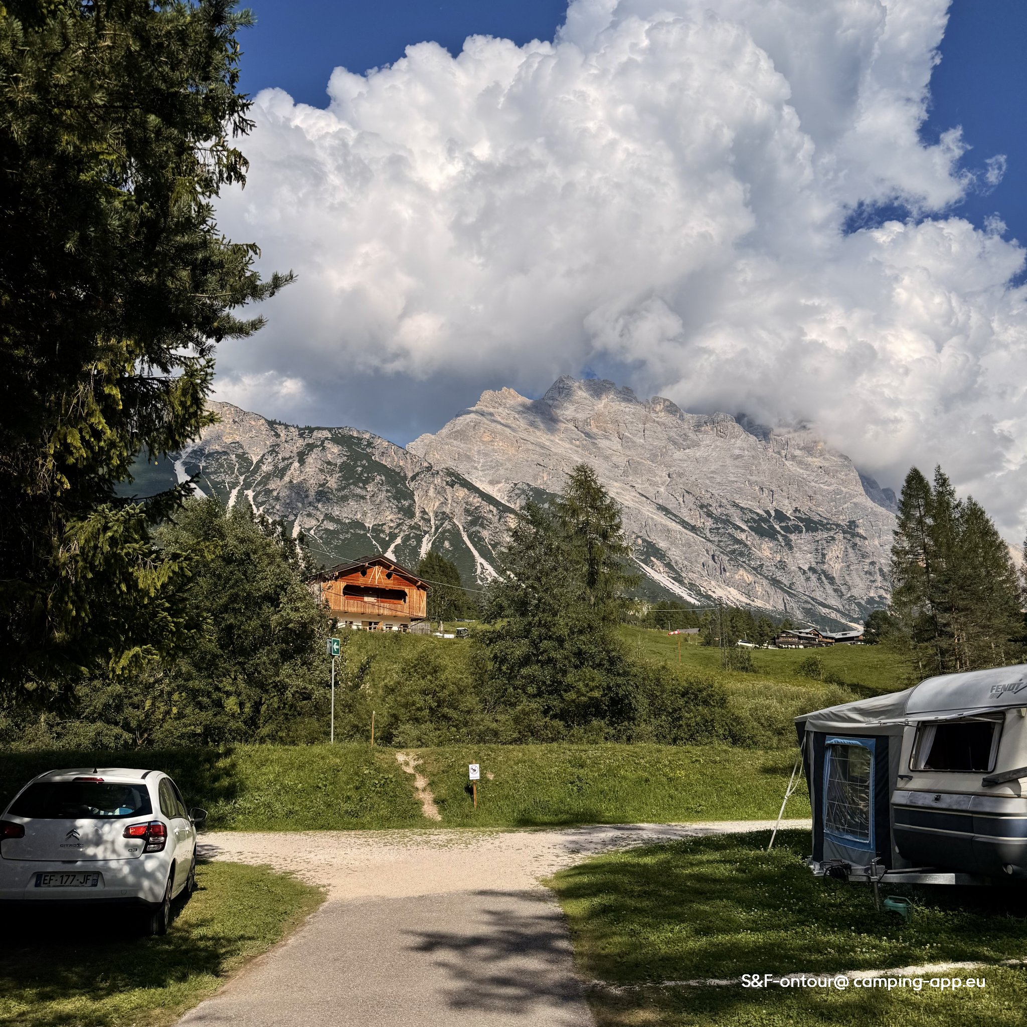 Camping Cortina — Foto 2
