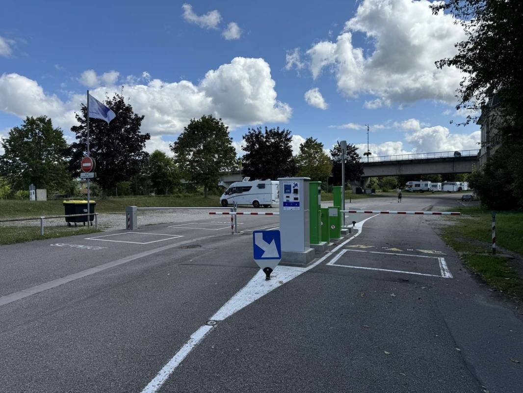 Camping-Car Park Charmes — Campervan Site in Charmes