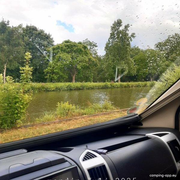 Camping-Car Park Charmes — Foto 4