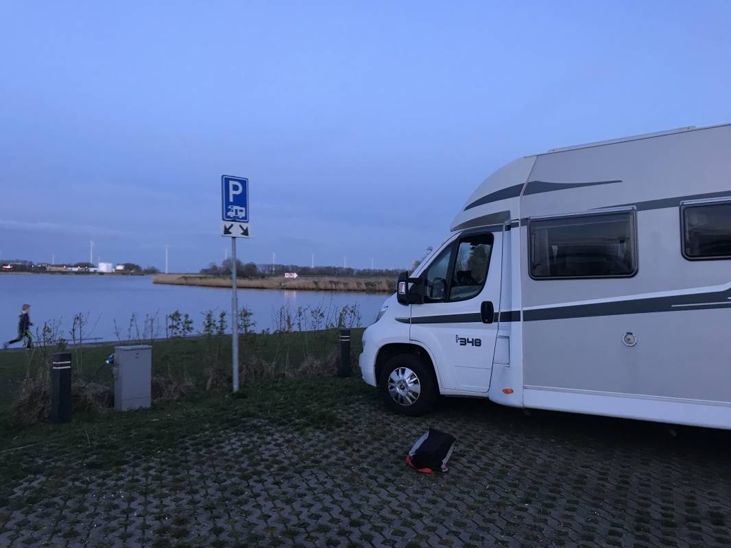 Camperplaats 't Groentje Kolhorn — Stellplatz in Kolhorn