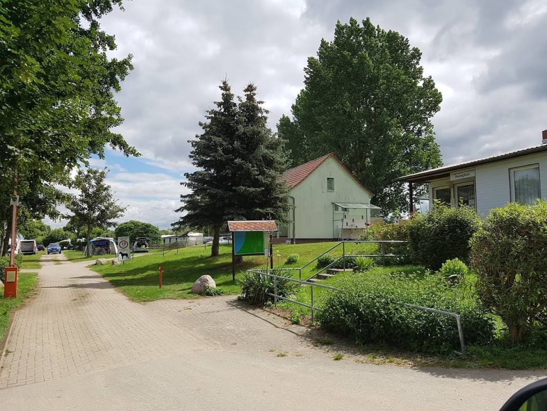 Campingplatz Hirschberg — Camping in Gotthun