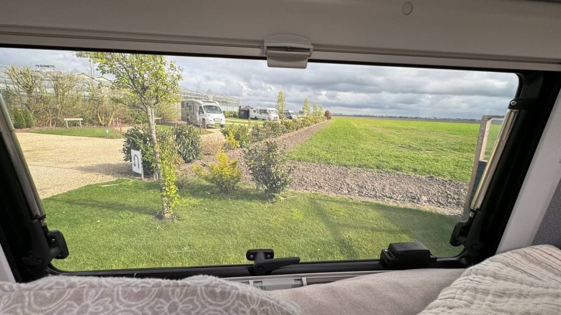 Camperplaats bij Sijm — Bobilplass in Middenmeer