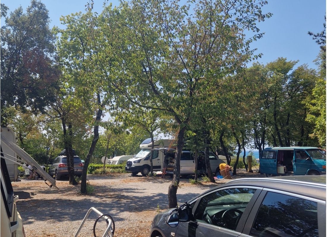 Camping Village Mare Pineta — Campingplatz in Duino Aurisina