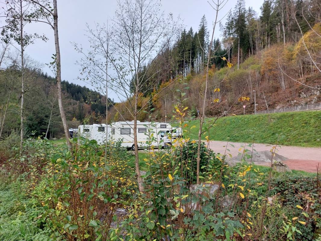 Wohnmobilstellplatz Nußbach — Sp. parking dla kamperów in Nußbach
