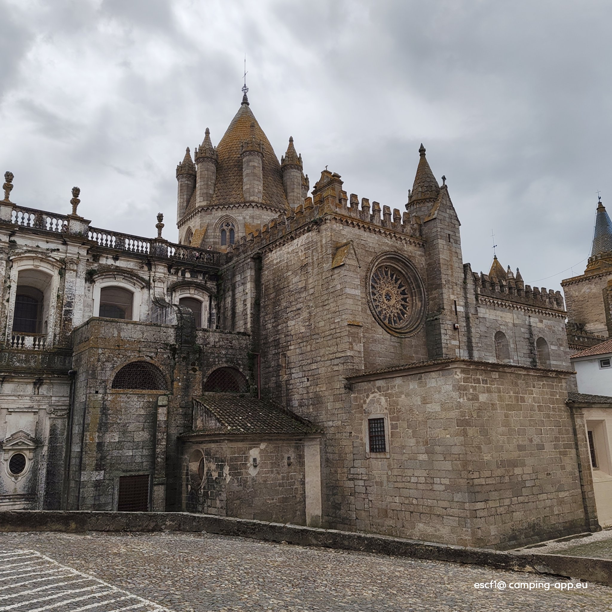 Parque de Campismo Orbitur Evora — Photo 3