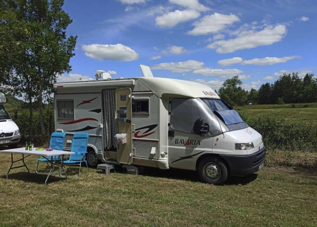 Kity Caravan'Inn *** — Campingplats in Dun-sur-Meuse