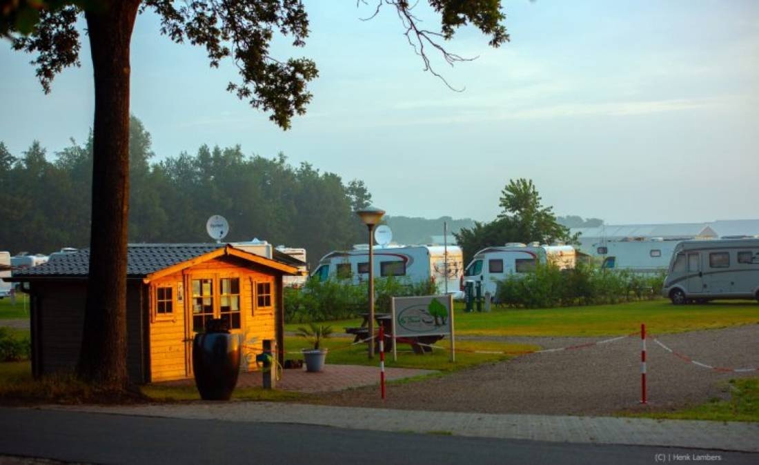 Camperplaats Op Streek — Campingplats in Onstwedde