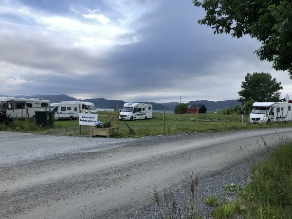 Rødberg Bobilcamp — Karavan Sitesi in Stadsbygd
