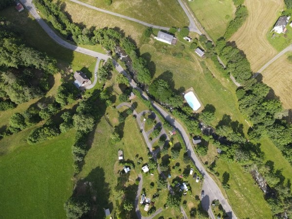 Camping Pyrénées Natura — Місце для кемпінгу in Estaing