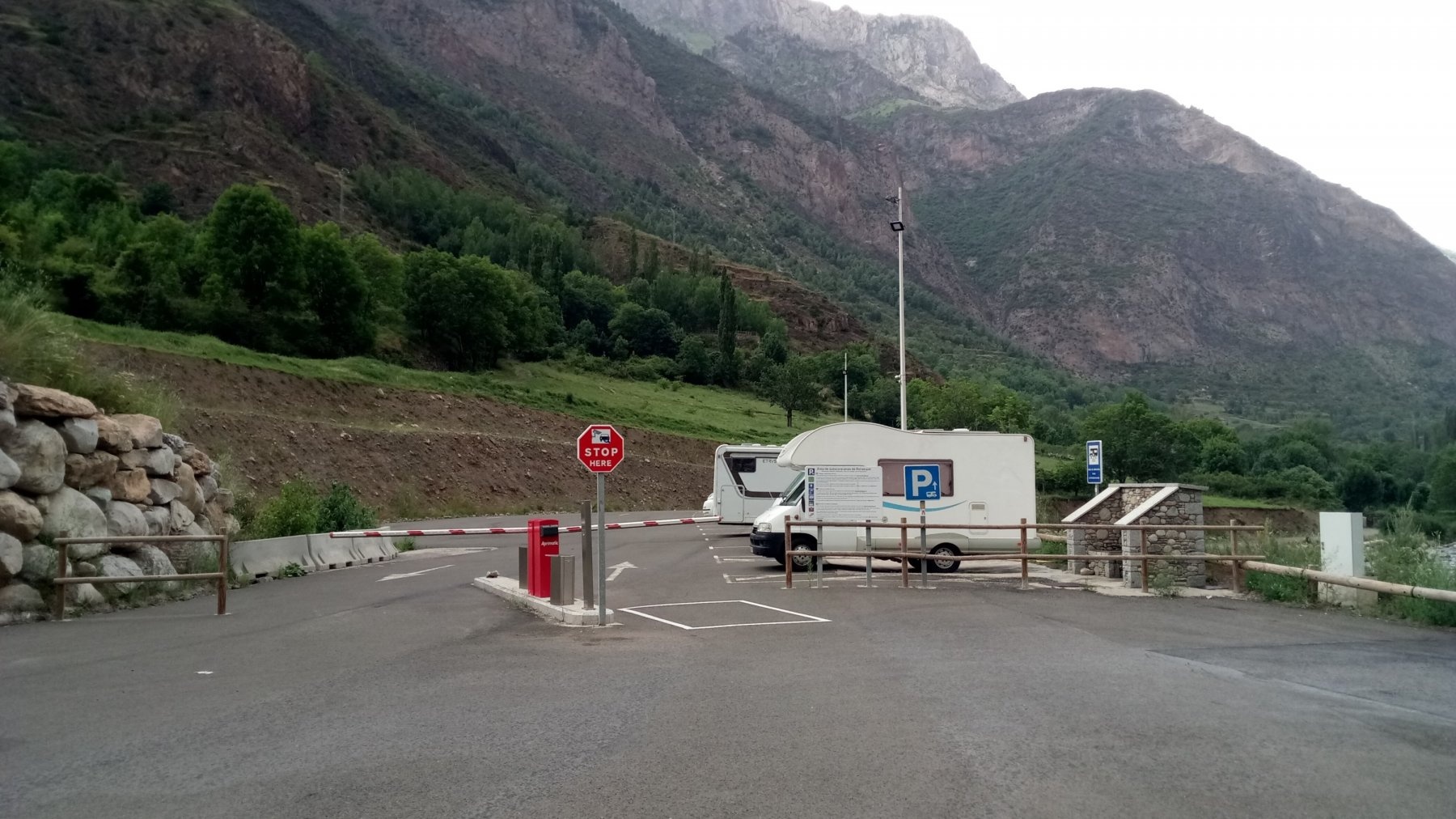 Stellplatz Benasque — Bobilplass in Benasque