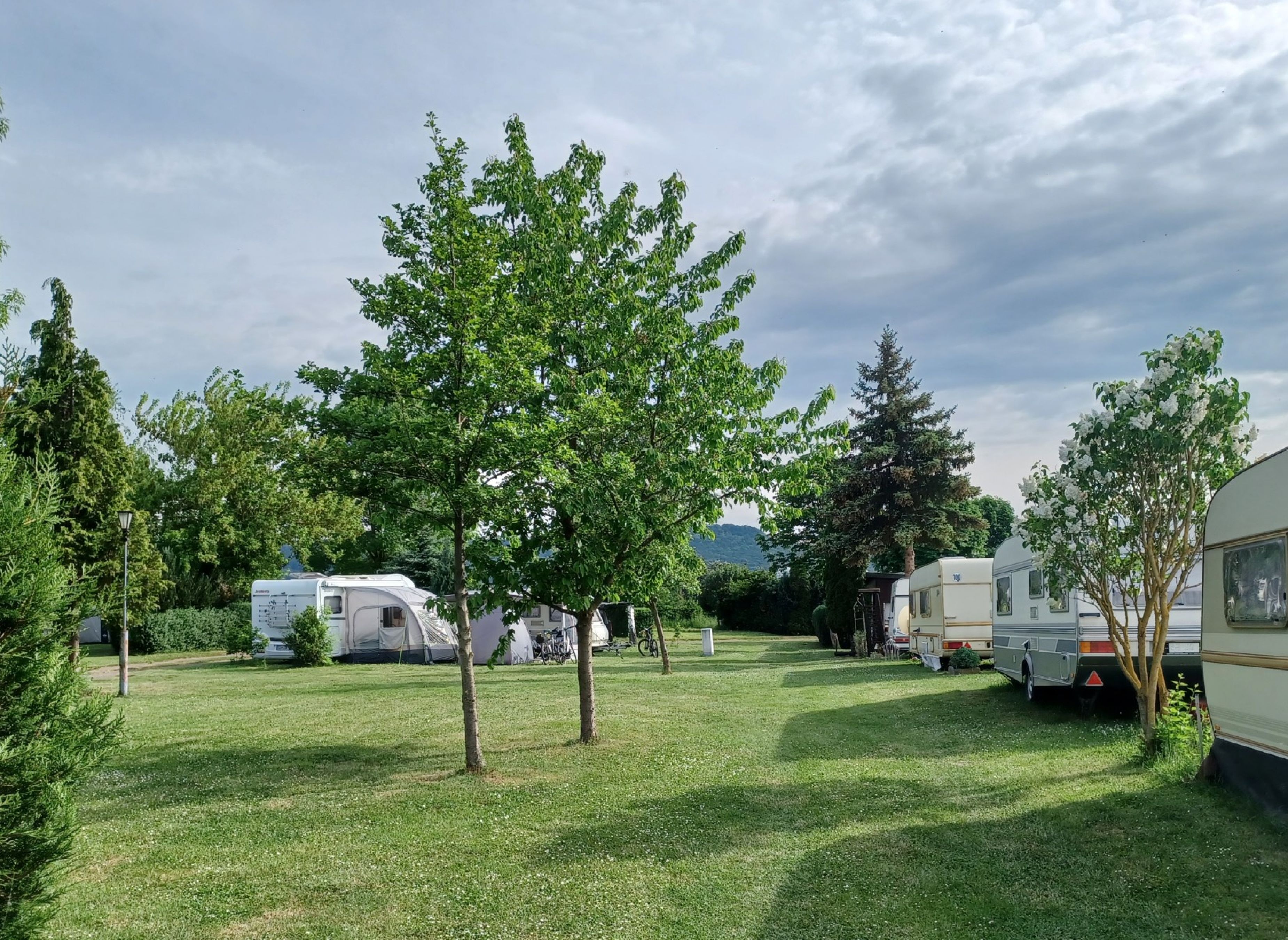 Campingplatz Am Hünstein — Campingplads in Nohra
