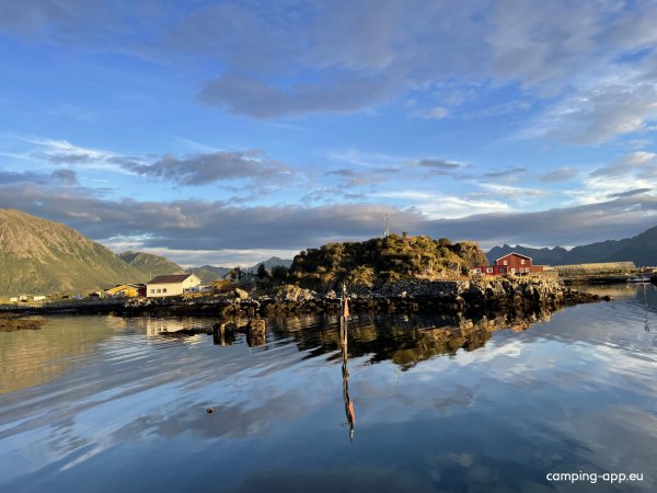 Laukvik bobilcamp — Foto 5
