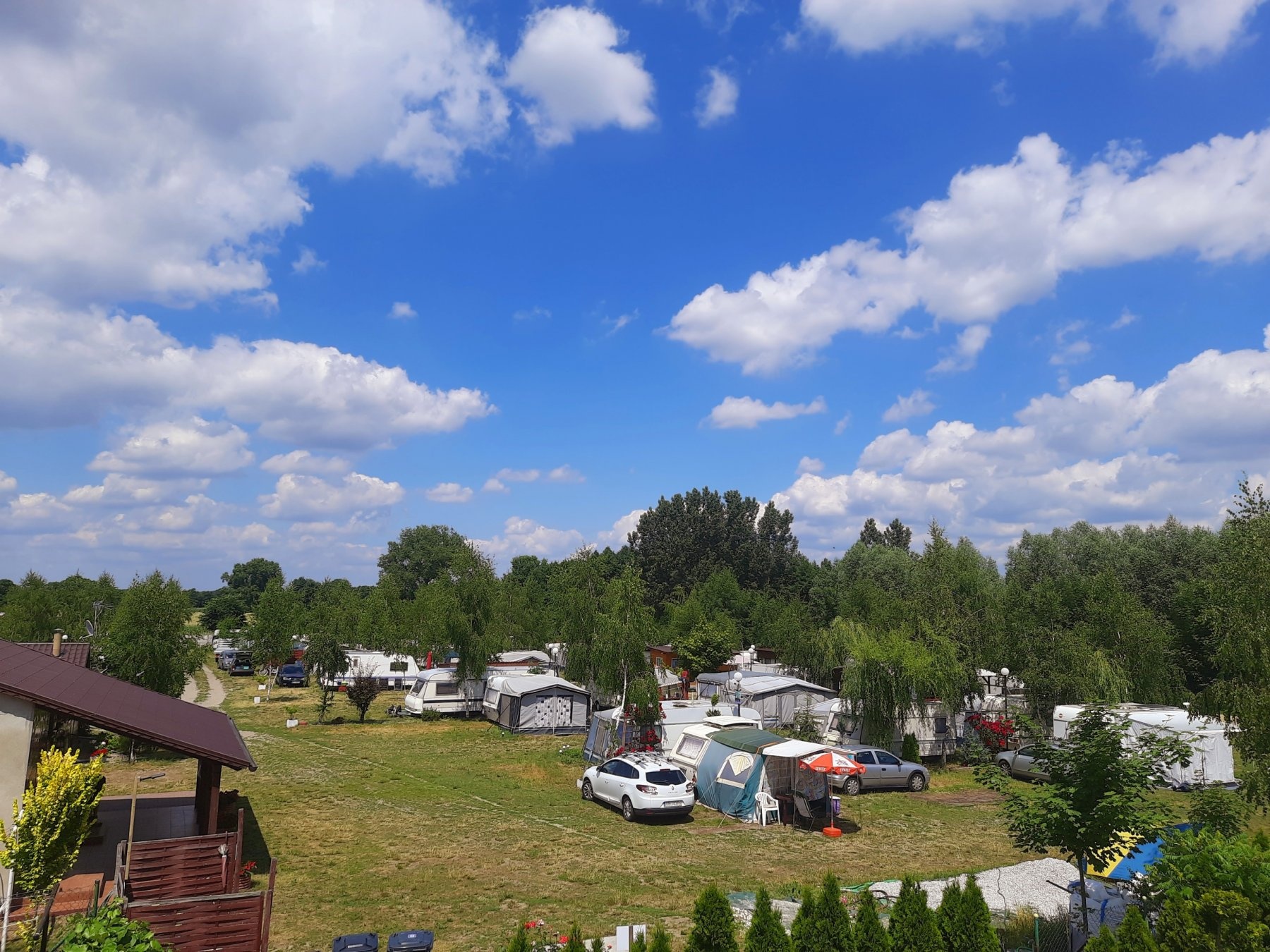 Pole namiotowe Kacper — Campingplass in Brenno