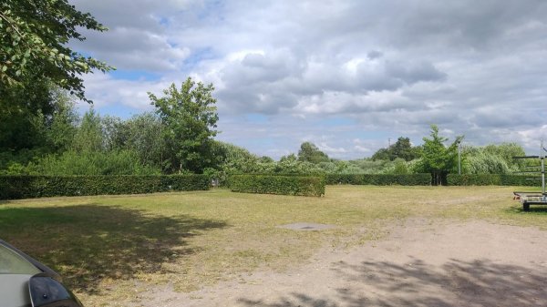 Stellplatz an der Paddel & Pedal Station Rhauderfehn — Photo 4