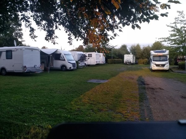 Stellplatz an der Paddel & Pedal Station Rhauderfehn — Photo 5