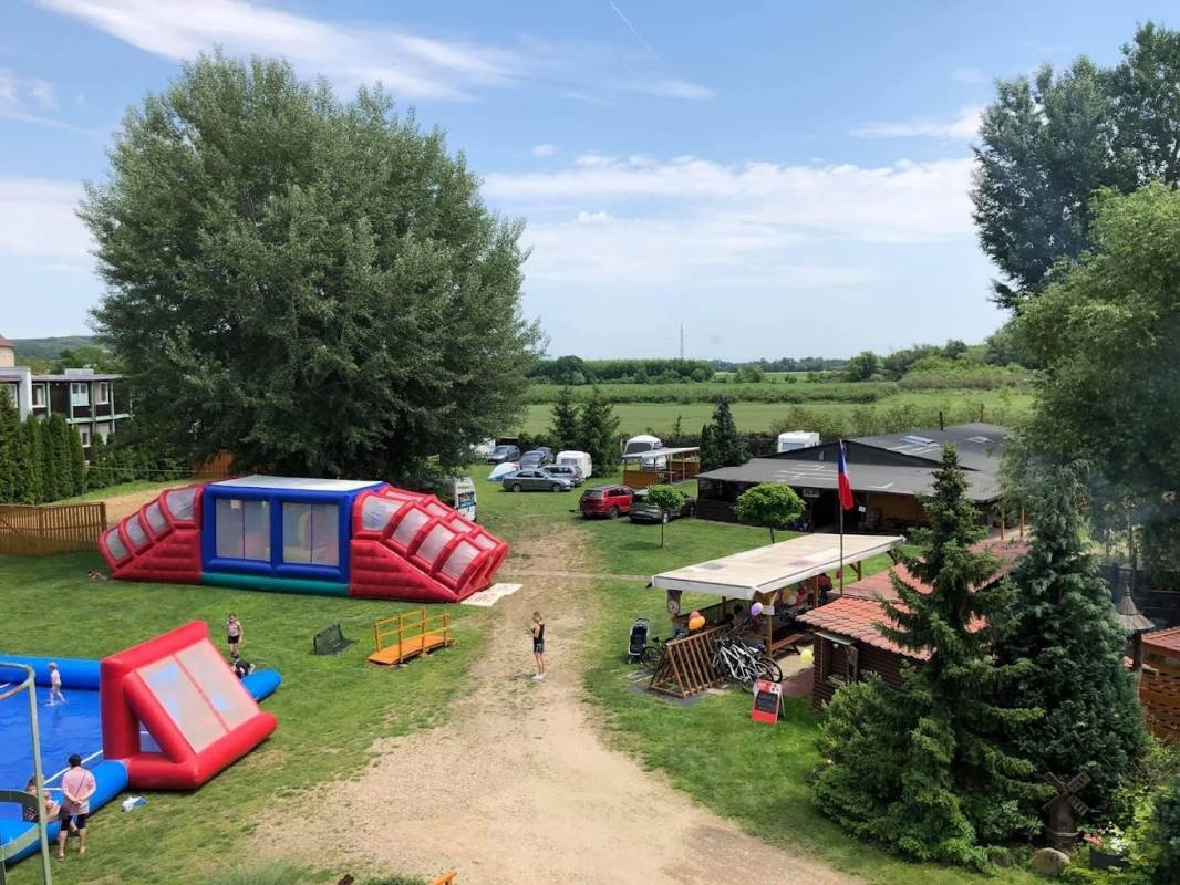 Camp Pálava — Kamp yeri in Přítluky - Nové Mlýny