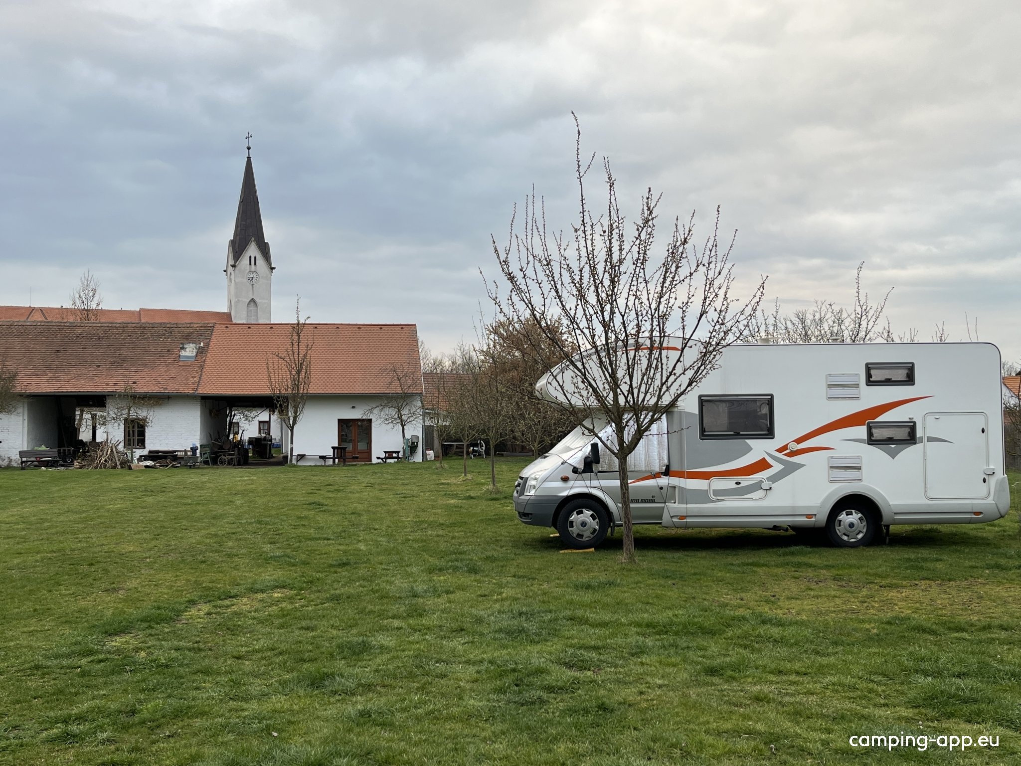 Jáňův dvůr — Camping Site in Nový Přerov