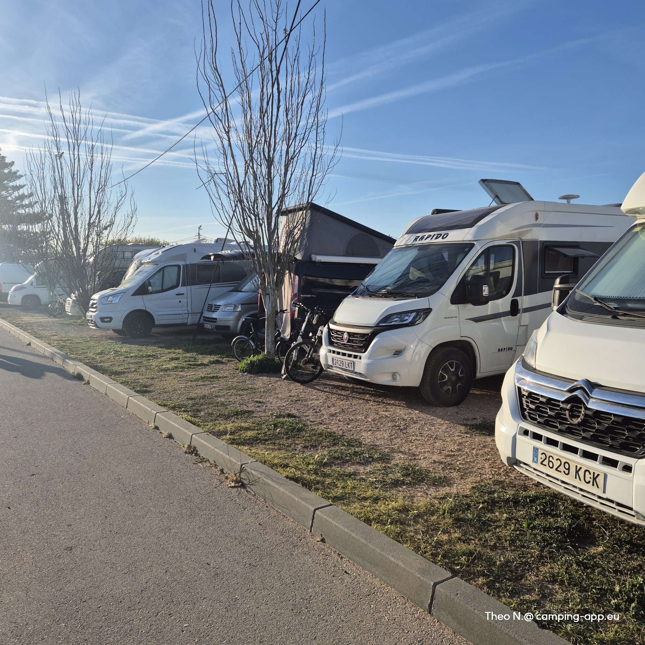 Aera Autocaravanas Deltebre — Karavan Sitesi in Deltebre
