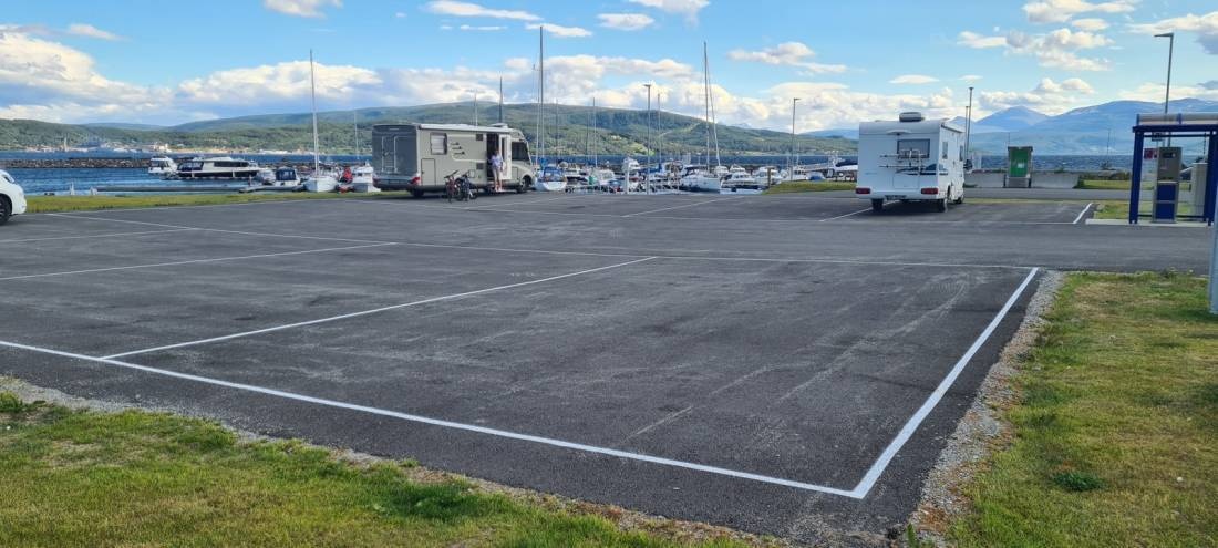 Finnsnes Bobilparkering — Campervan Site in Finnsnes