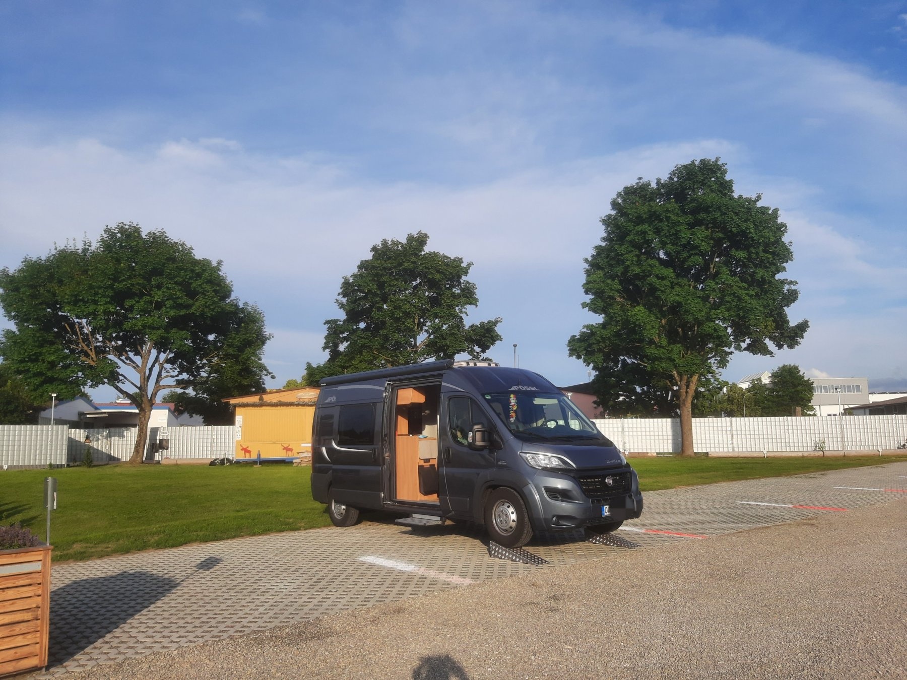 Reinis Wohnmobilstellplatz — Sp. parking dla kamperów in Dinkelsbühl