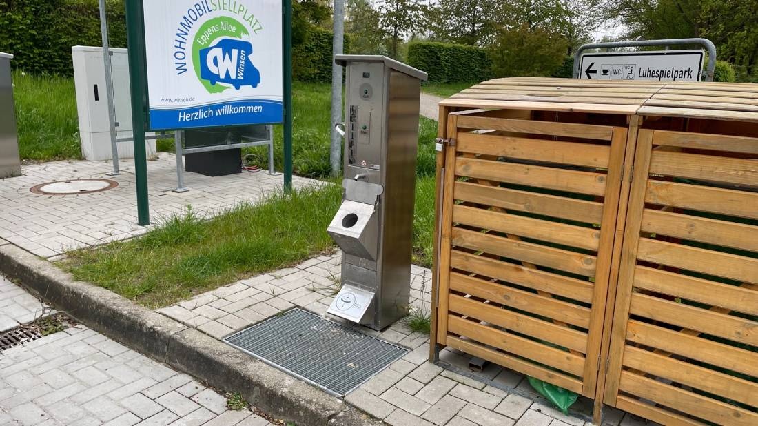 Stellplatz Winsen — Area di sosta in Winsen (Luhe)