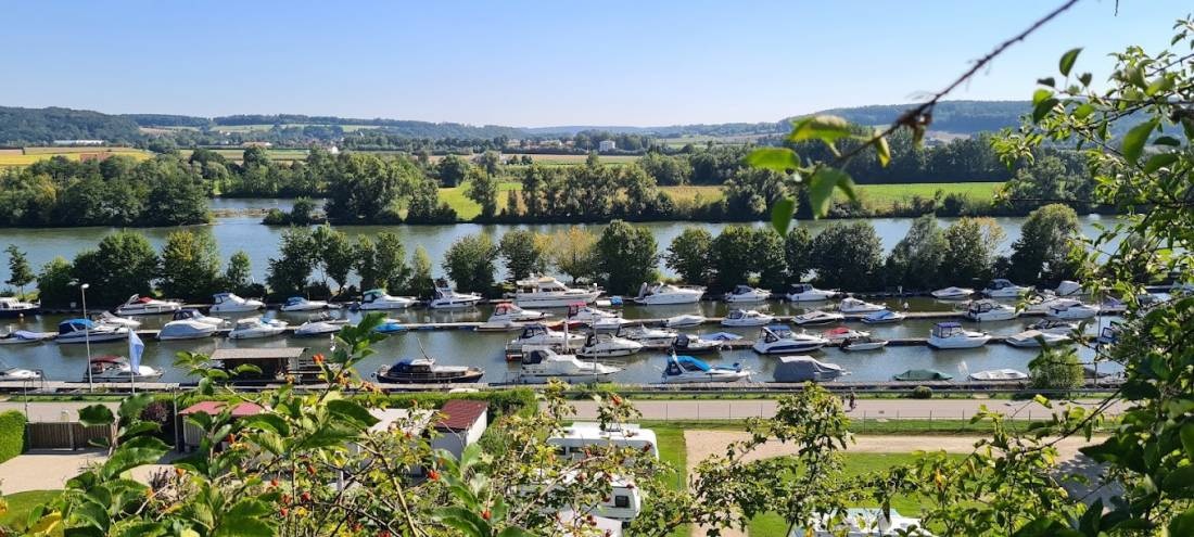 Campingplatz Kapfelberg — Kamp yeri in Kelheim