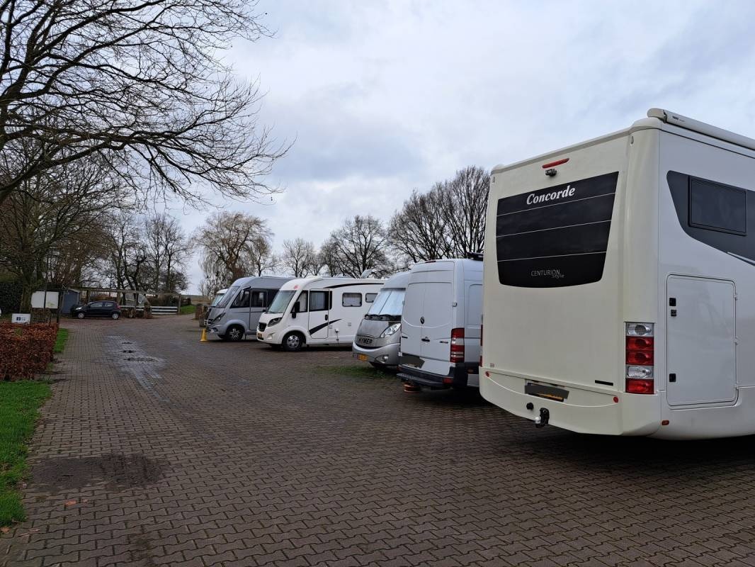 Vecht & Weide — Stellplatz in Weesp