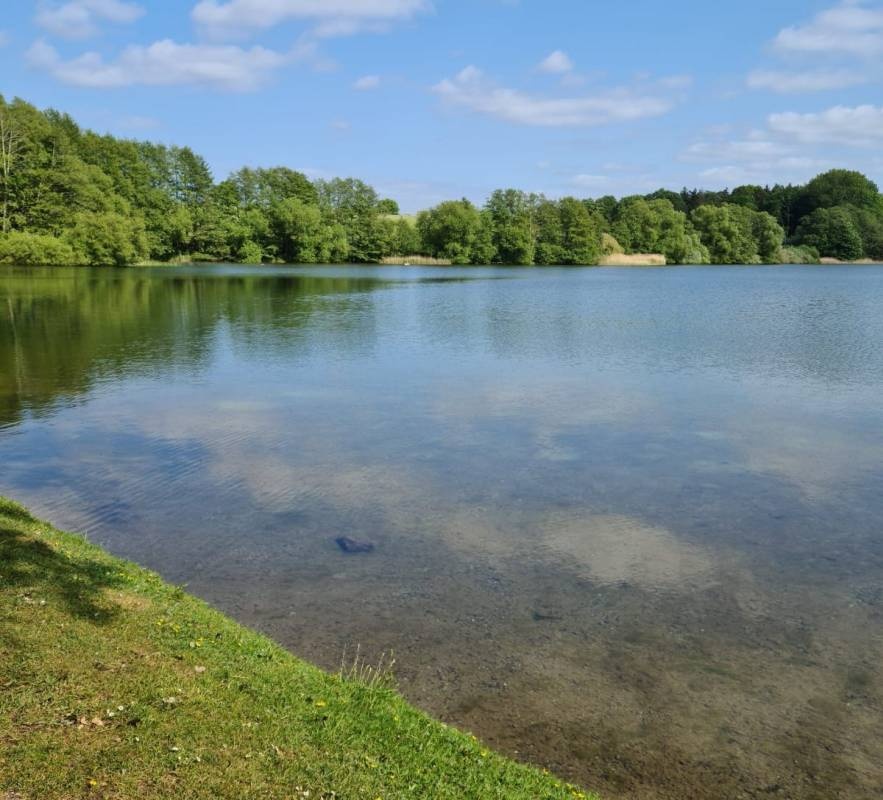 George Glamp am Belauer See — Area da campeggio in Belau
