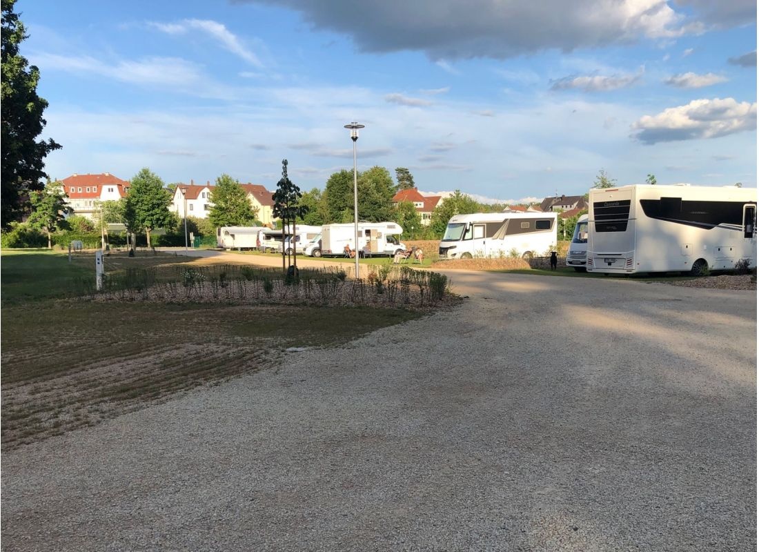 Wohnmobilstellplatz Rödental Am Schloss — Bobilplass in Rödental