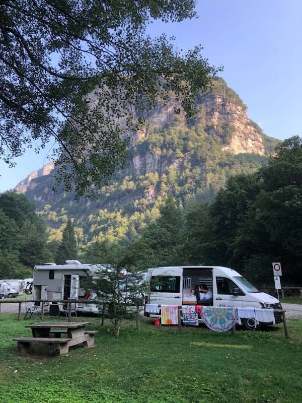 Brione — Місце для кемперів in Verzasca