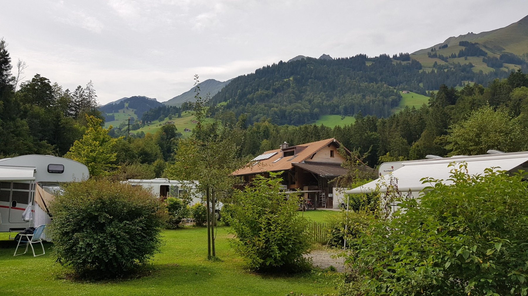 Camping Grassi — Camping Site in Frutigen