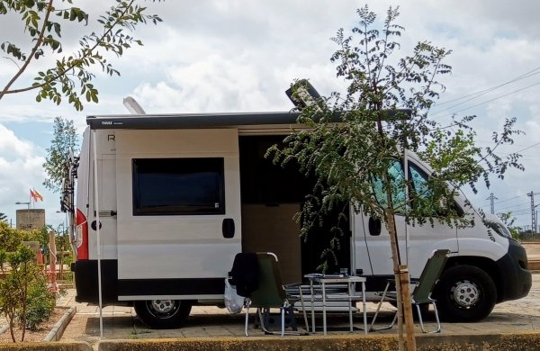 Arena  Autocaravanas — Photo 2
