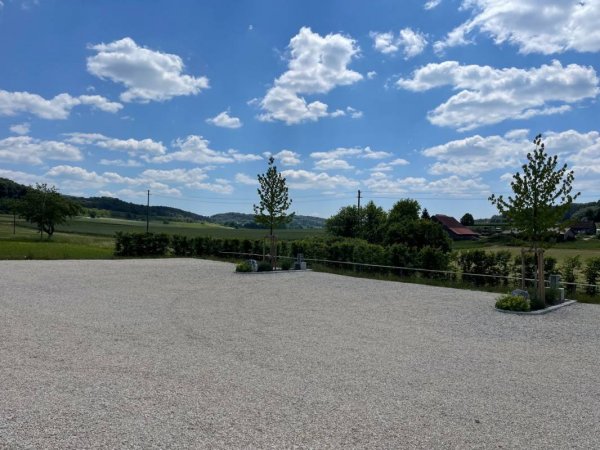 Wohnmobilstellplatz Trailfingen-Gruorn — Fotoğraf 5