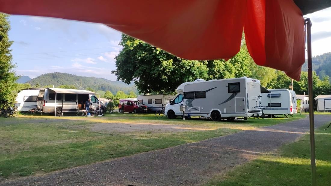 Campingplatz Belchenblick — Sítio de acampamento in Staufen im Breisgau
