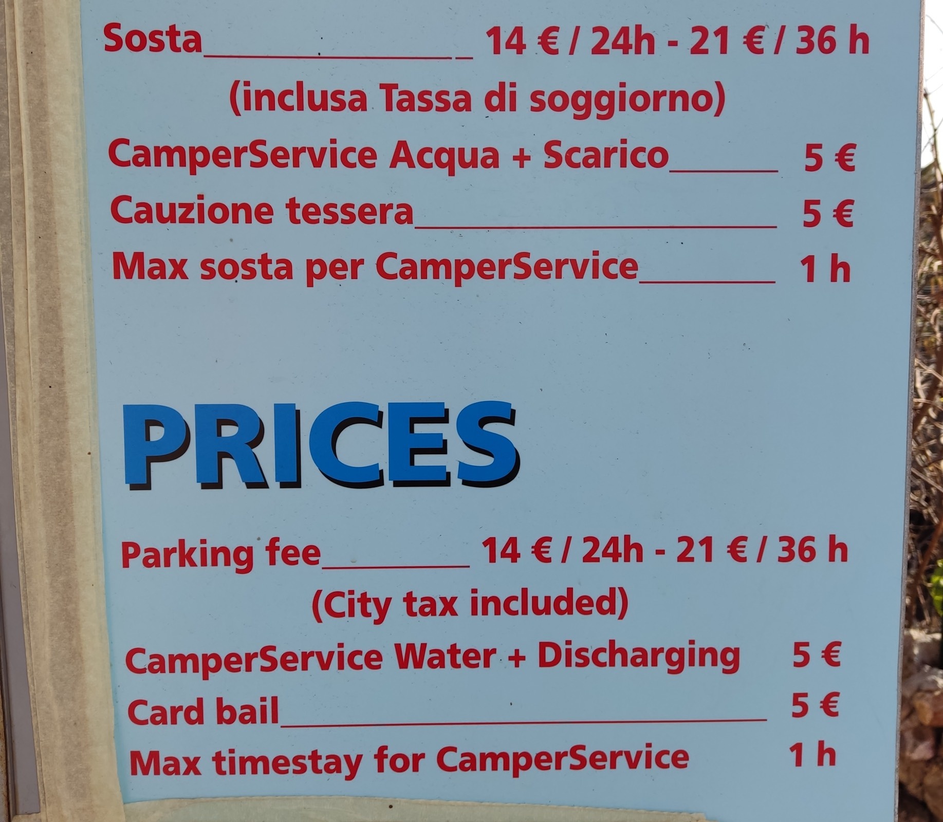 Area camper La curva — Stellplatz in Imperia