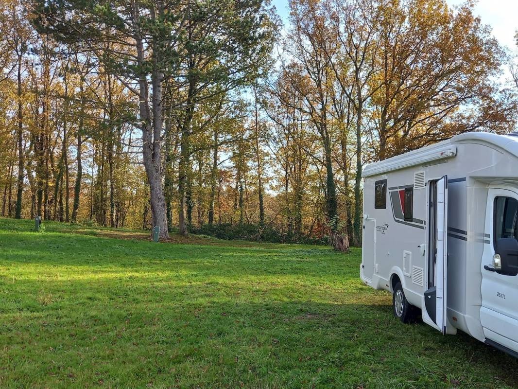 Camping Paola — Sítio de acampamento in Postilli