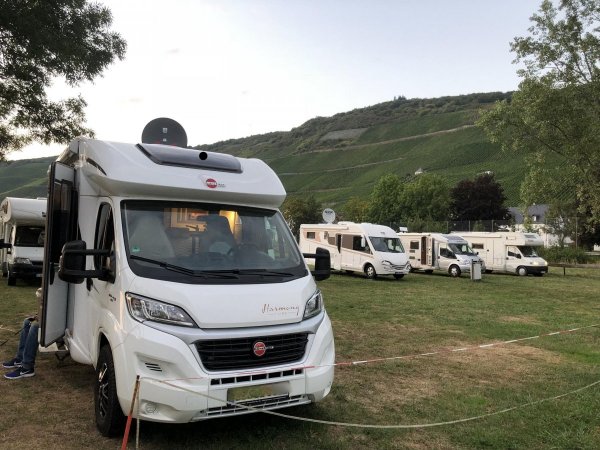 Stellplatz an der Wohnmobil- und Freizeitanlage Sun-Park Graach / Mosel — Photo 5