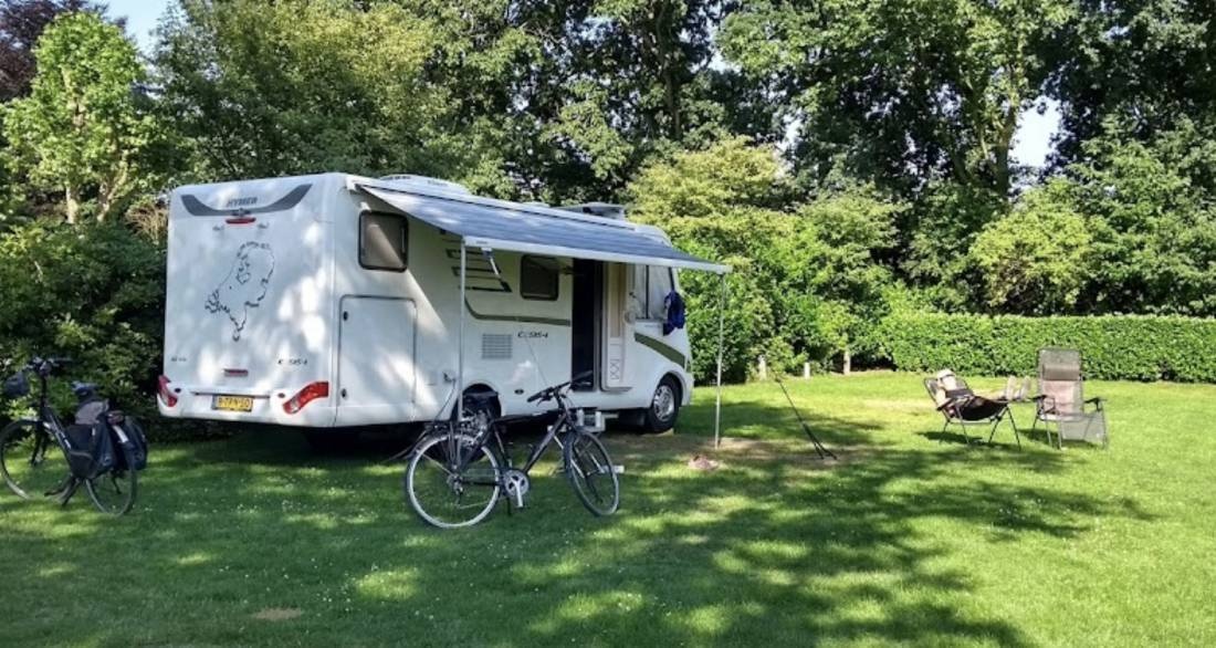 Chaletpark & Camping De Tabaksschuur — Campingplatz in Elst